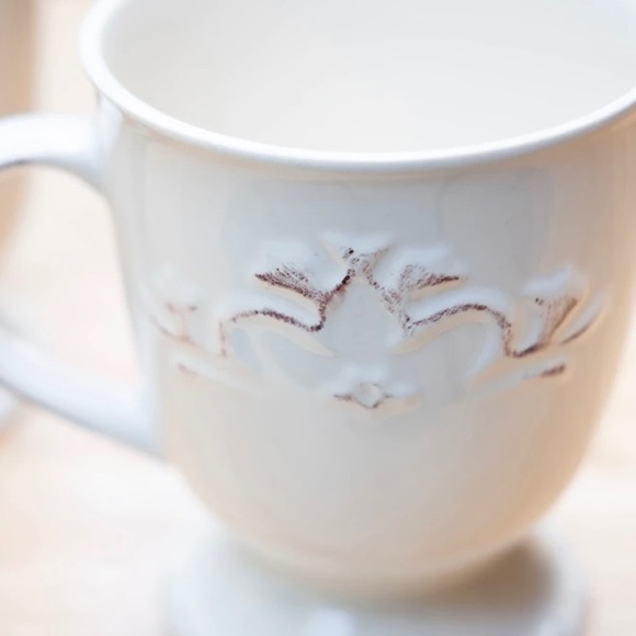 Set of Mugs - Picture 2 of 4